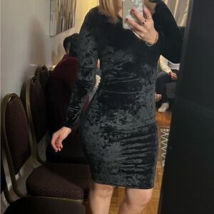Bozzolo Black Velvet Long Sleeve Dress